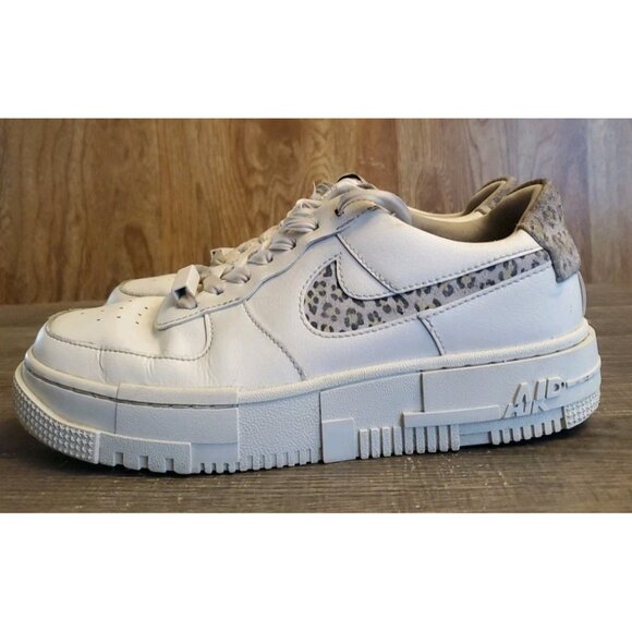 Nike Air Force 1 Low Pixel SE Leopard Sneakers Womens Size 7.5 White - Picture 3 of 12
